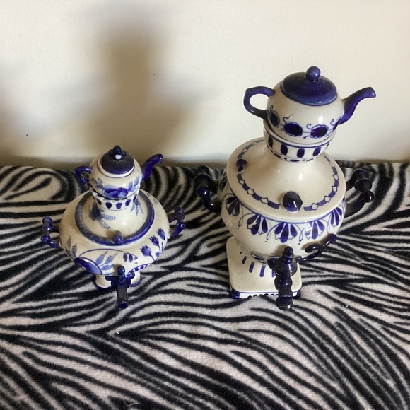 2 samovars Vintage Soviet era Gzhel Ceramic trinket dish and mini Teapot